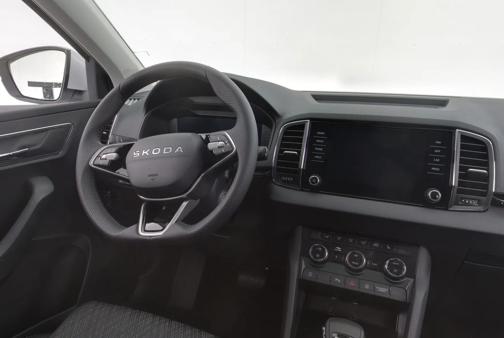 Skoda Karoq SZS-468 carousel image