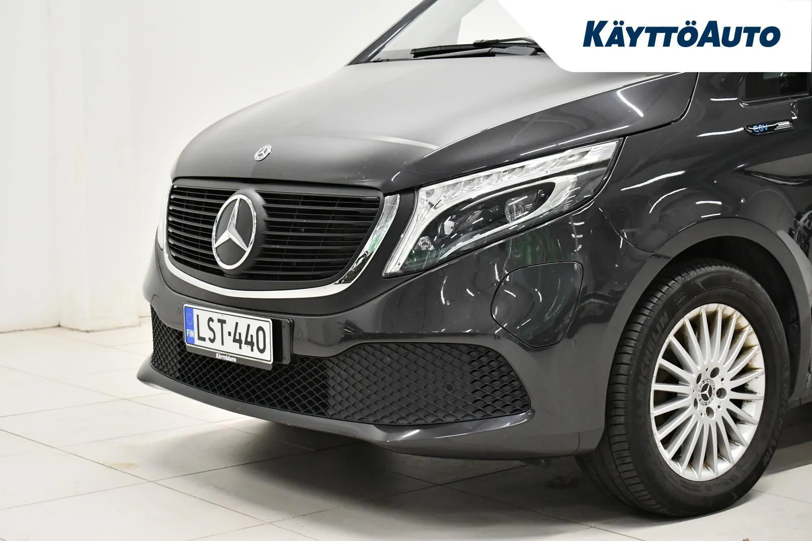 Mercedes-Benz EQV LST-440 carousel image