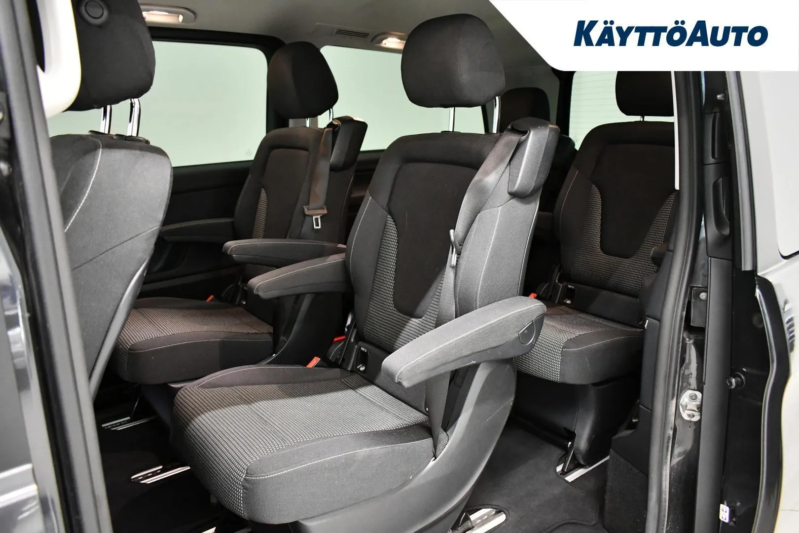Mercedes-Benz EQV LST-440 carousel image