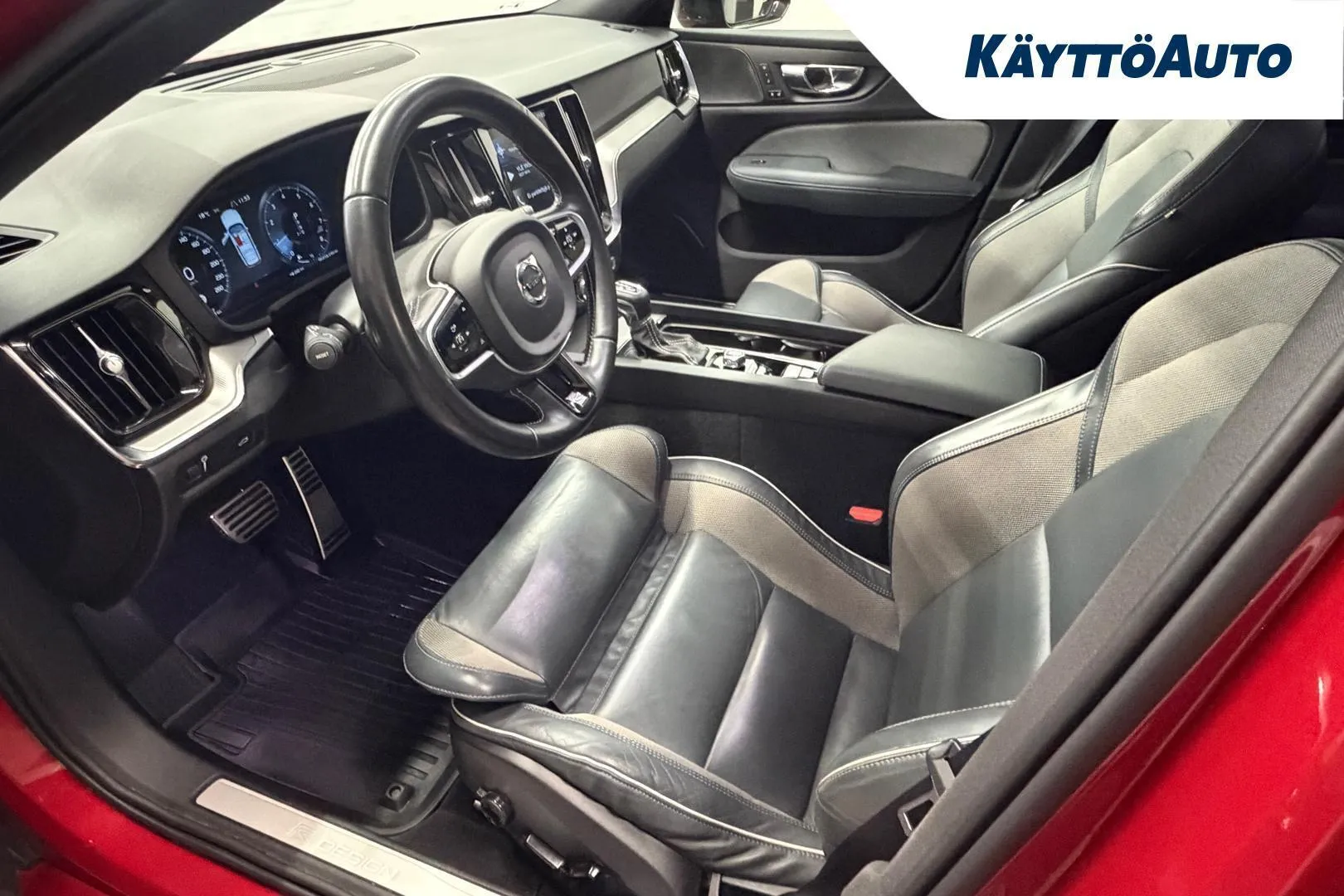 Volvo V60 COK-909 carousel image