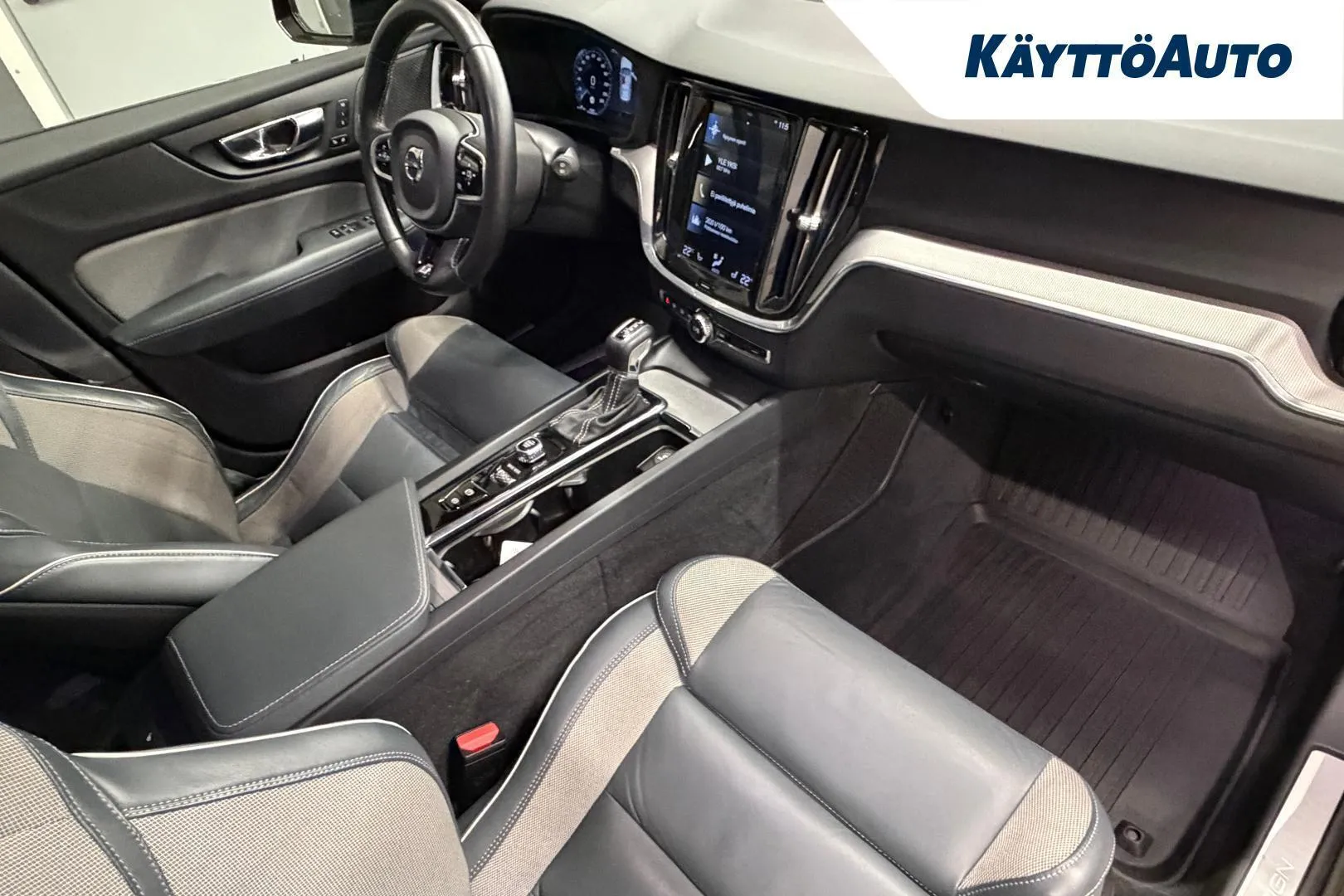 Volvo V60 COK-909 carousel image