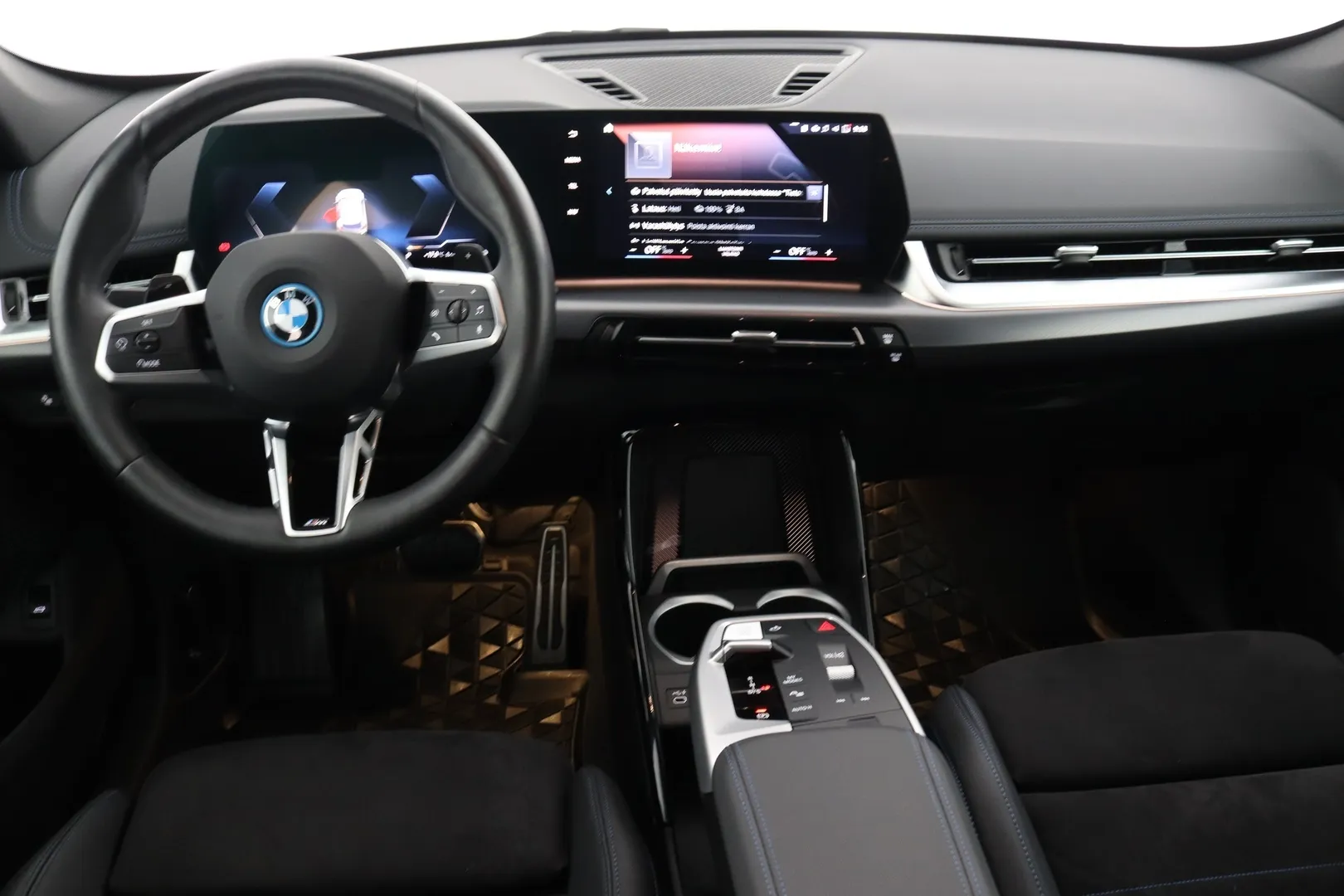 BMW X1 RUV-841 carousel image