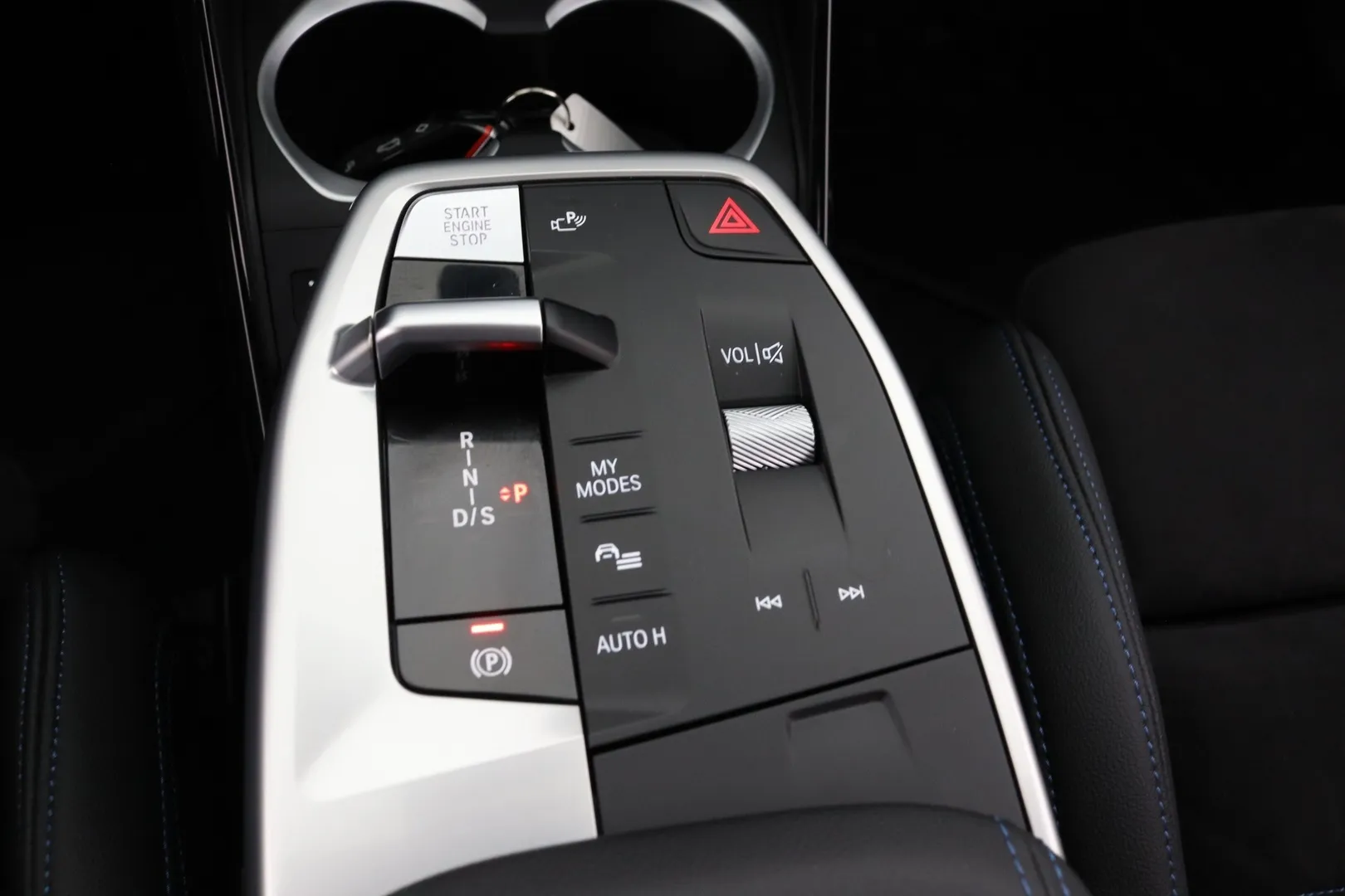 BMW X1 RUV-841 carousel image
