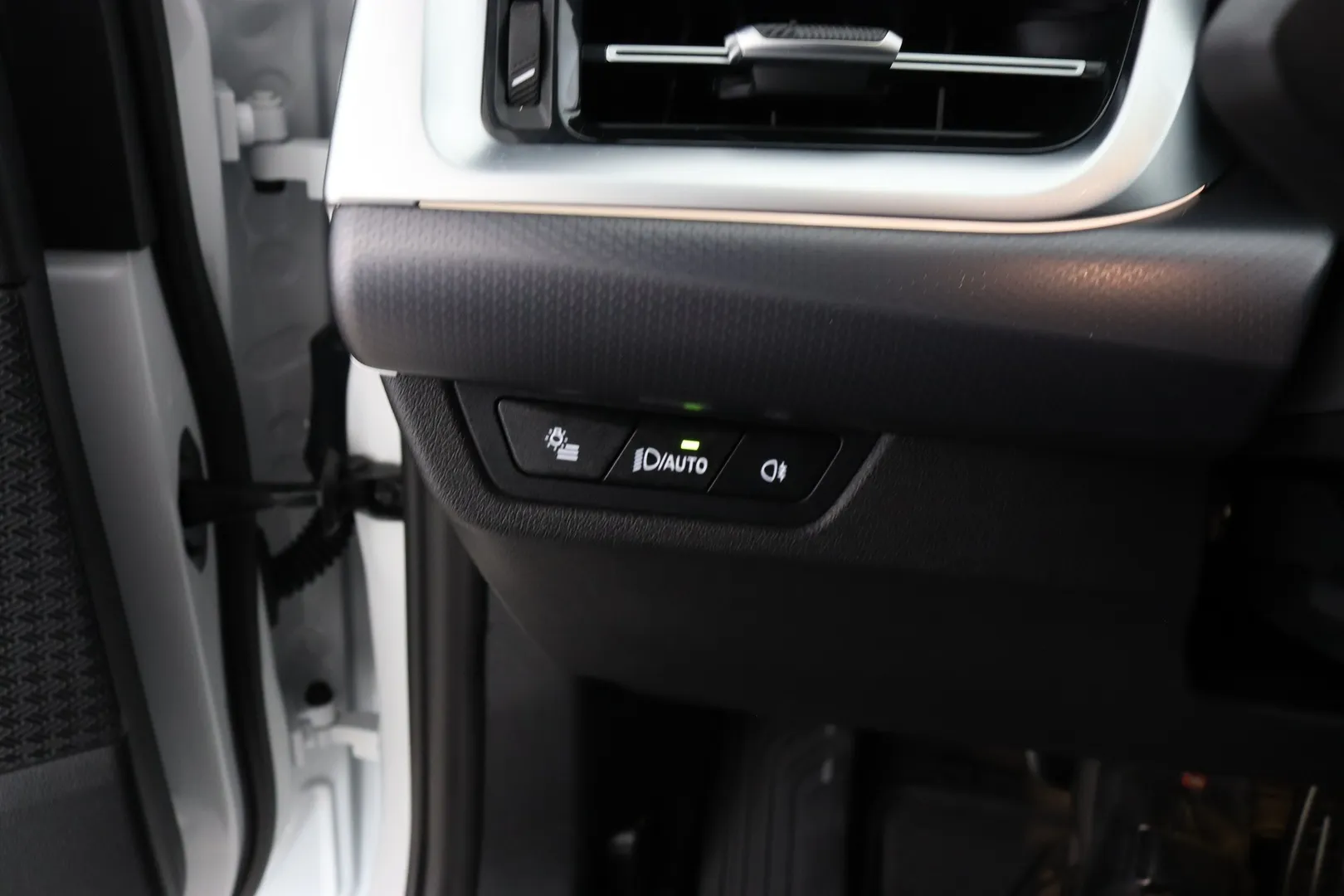BMW X1 RUV-841 carousel image