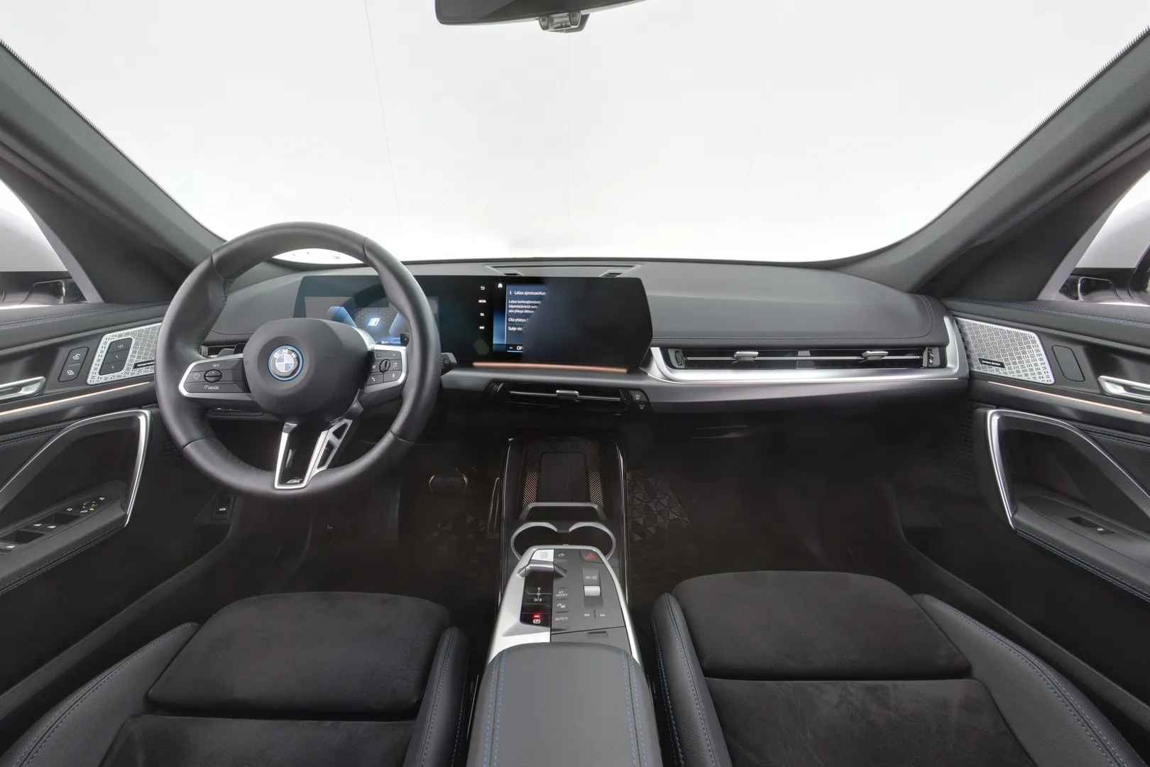 BMW X1 RUV-841 carousel image