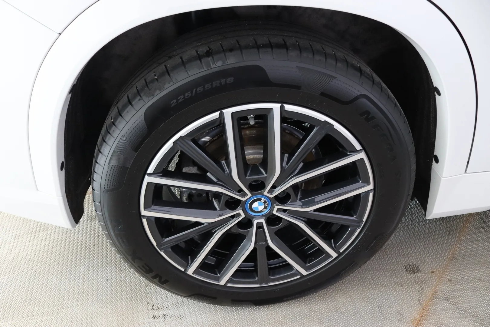 BMW X1 RUV-841 carousel image