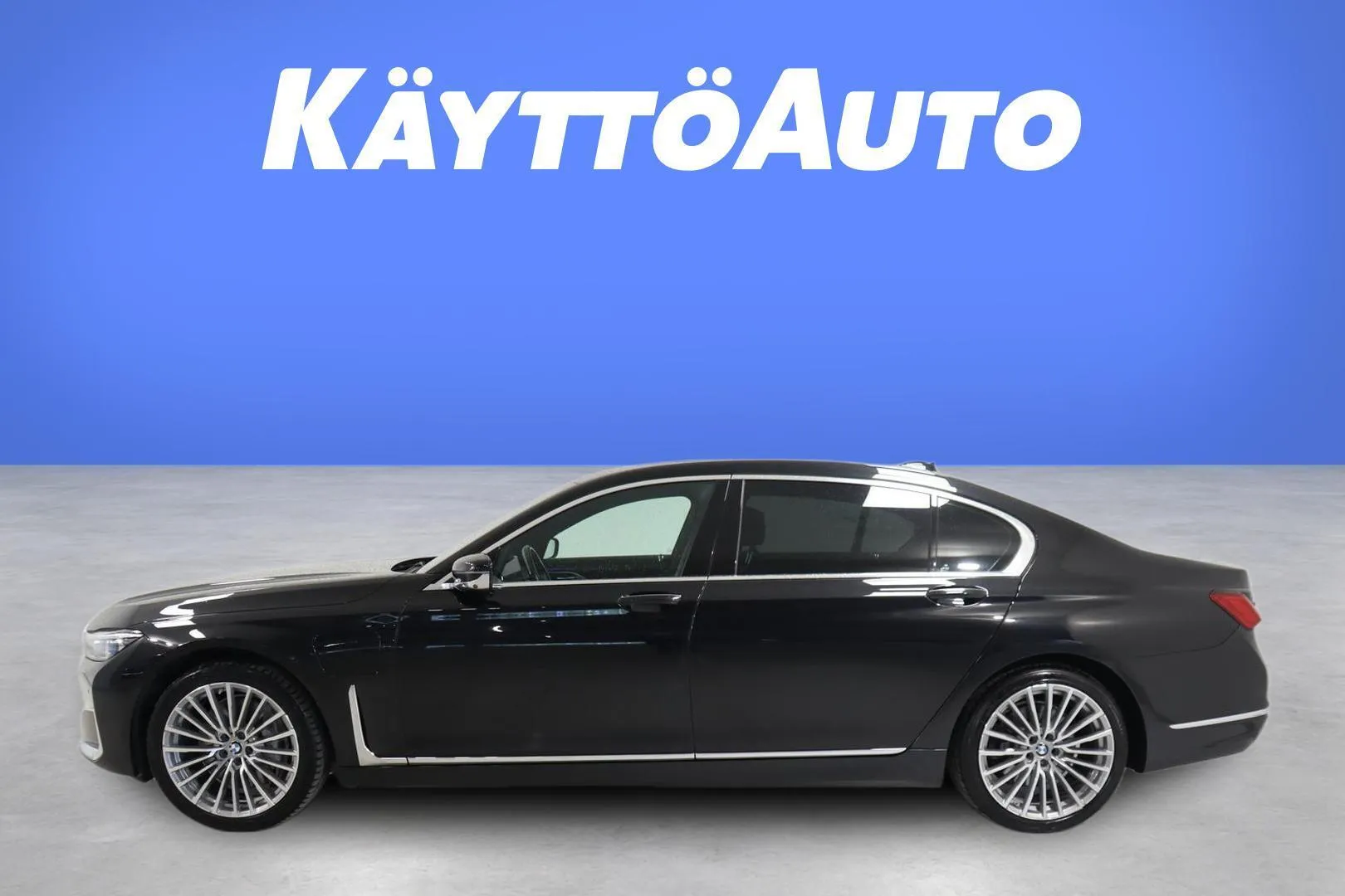 BMW 745 MYY-169 carousel image