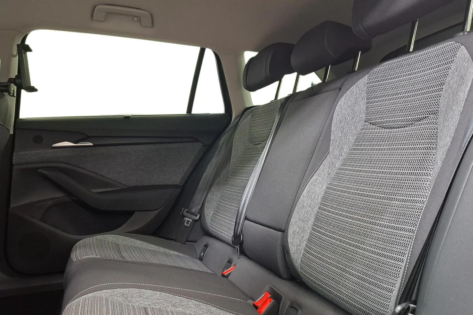 Skoda Superb NOL-786 carousel image