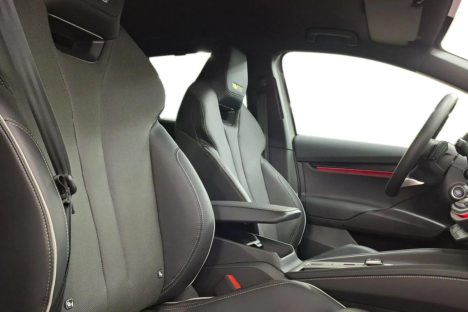 Skoda Enyaq NOG-101 carousel image