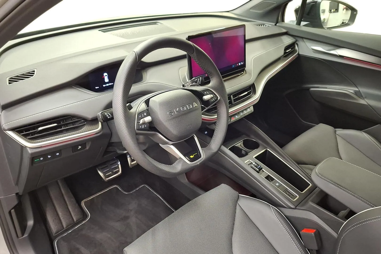 Skoda Enyaq NOG-101 carousel image