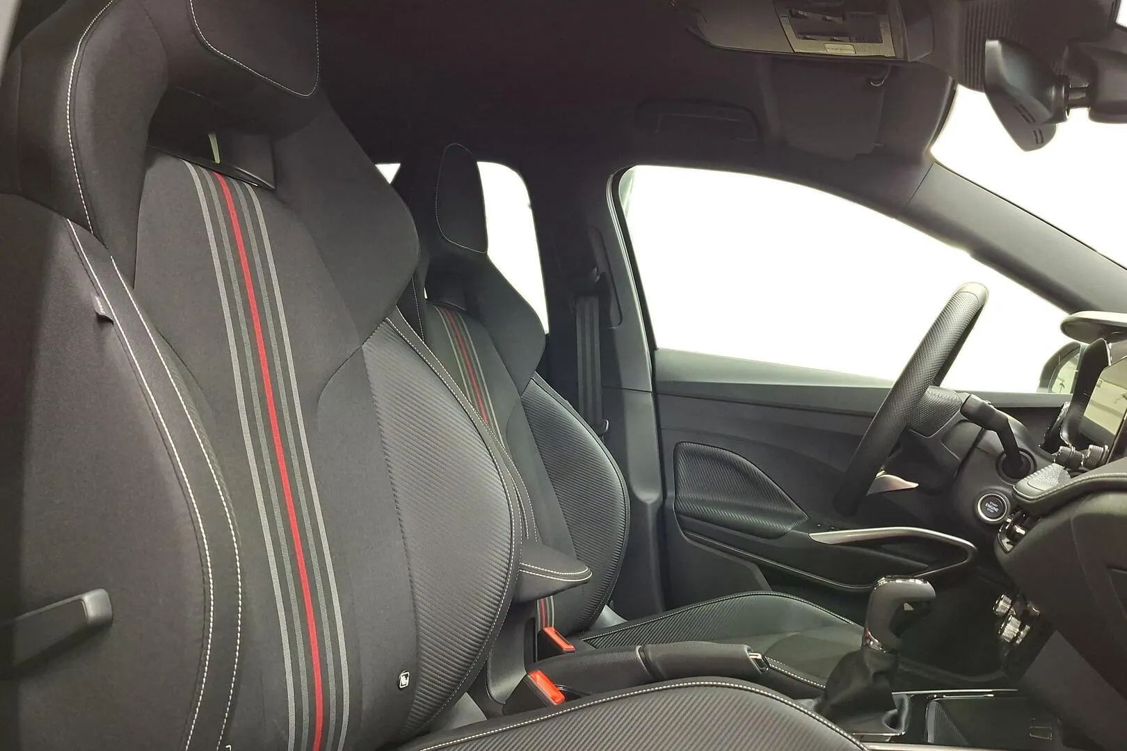 Skoda Fabia SSM-491 carousel image
