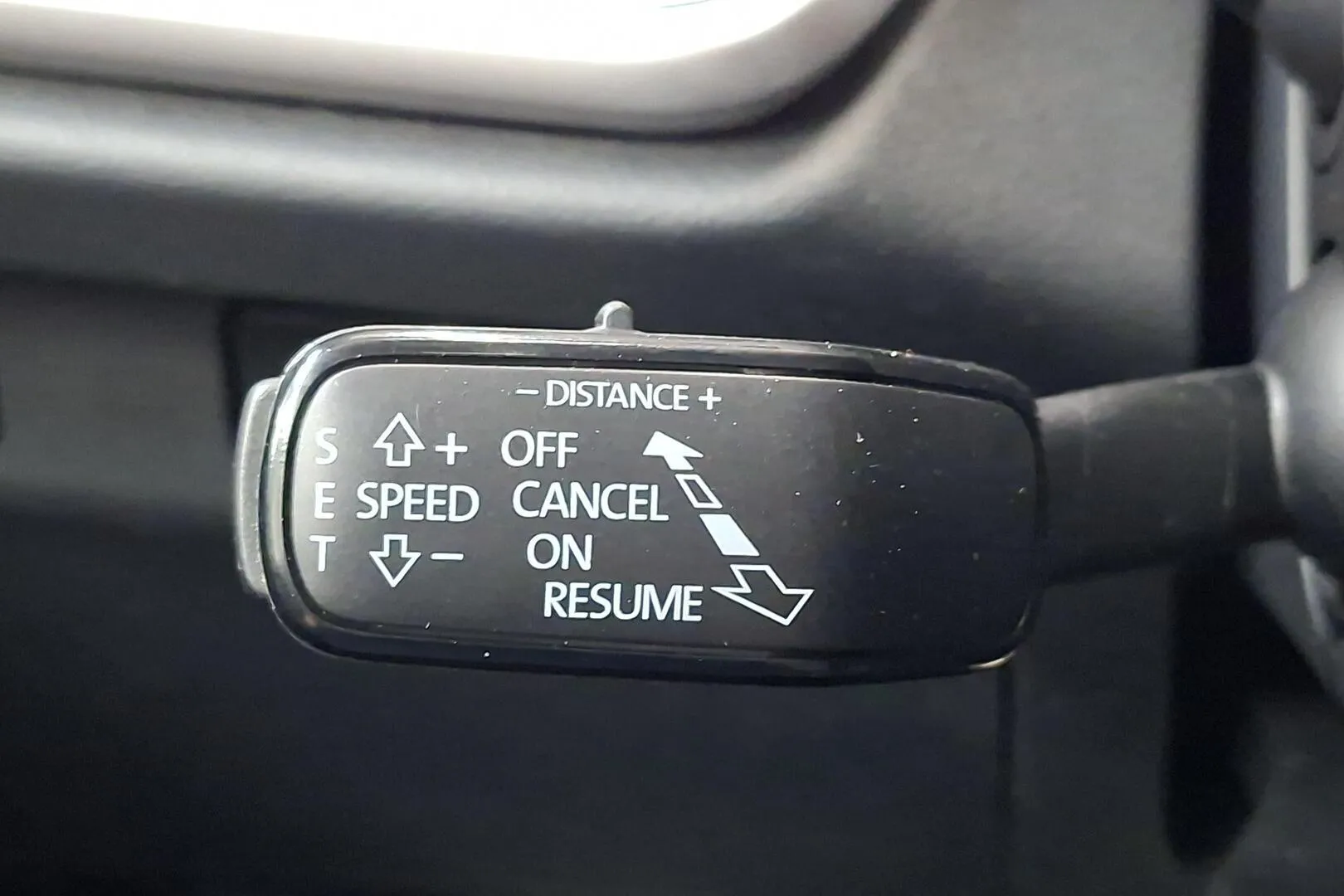 Skoda Enyaq FSY-809 carousel image