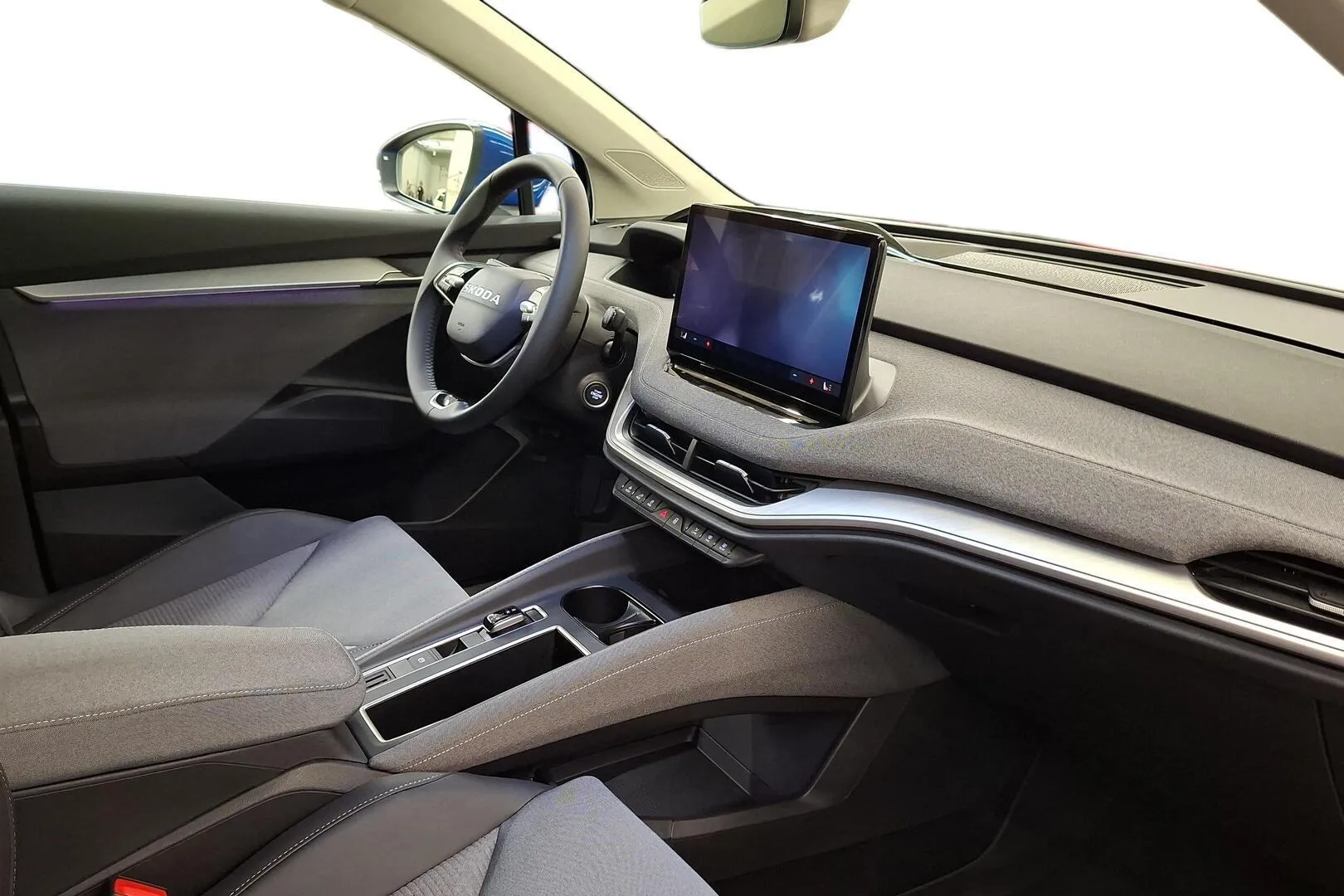 Skoda Enyaq FSY-809 carousel image