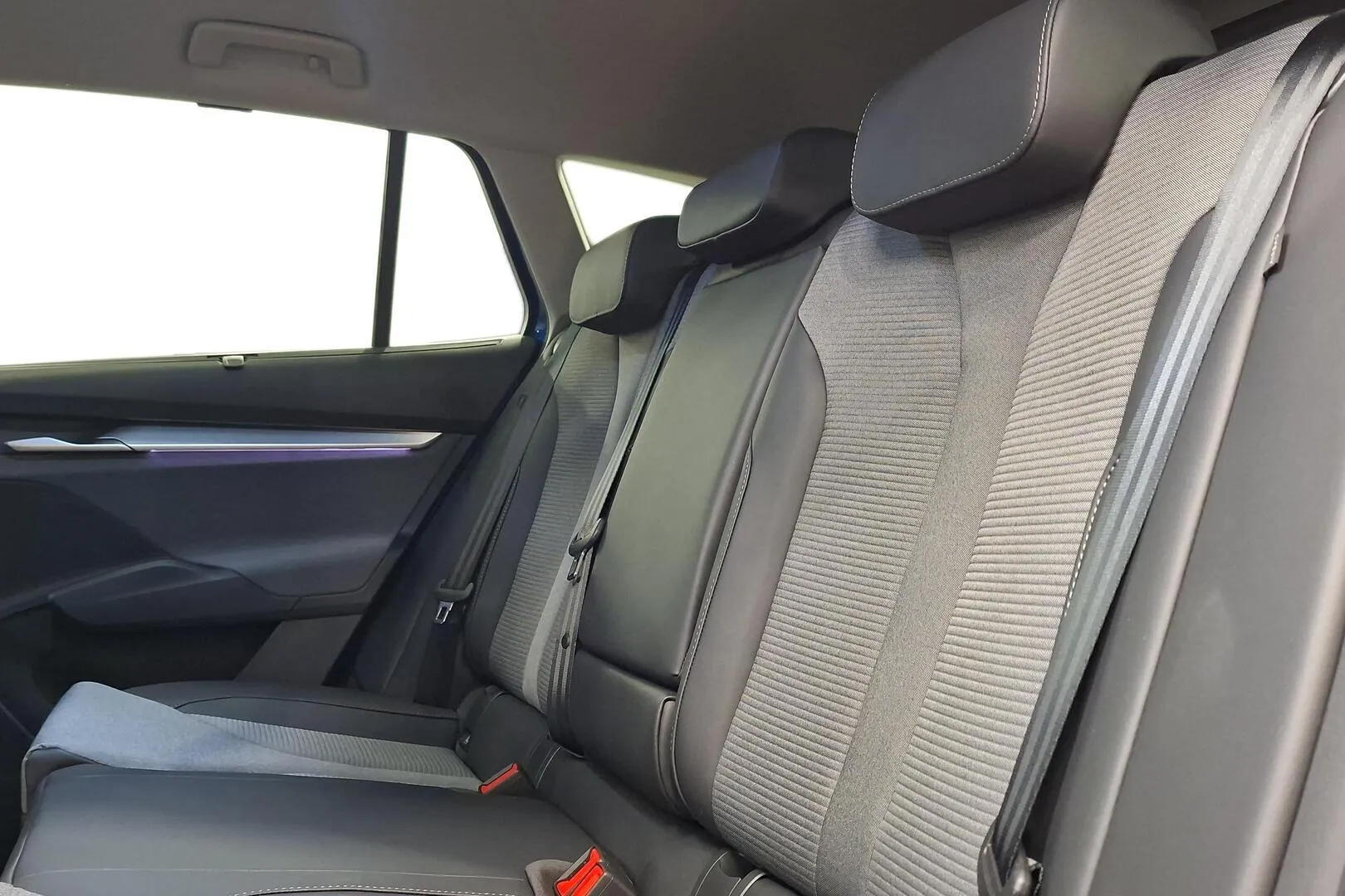 Skoda Enyaq FSY-809 carousel image