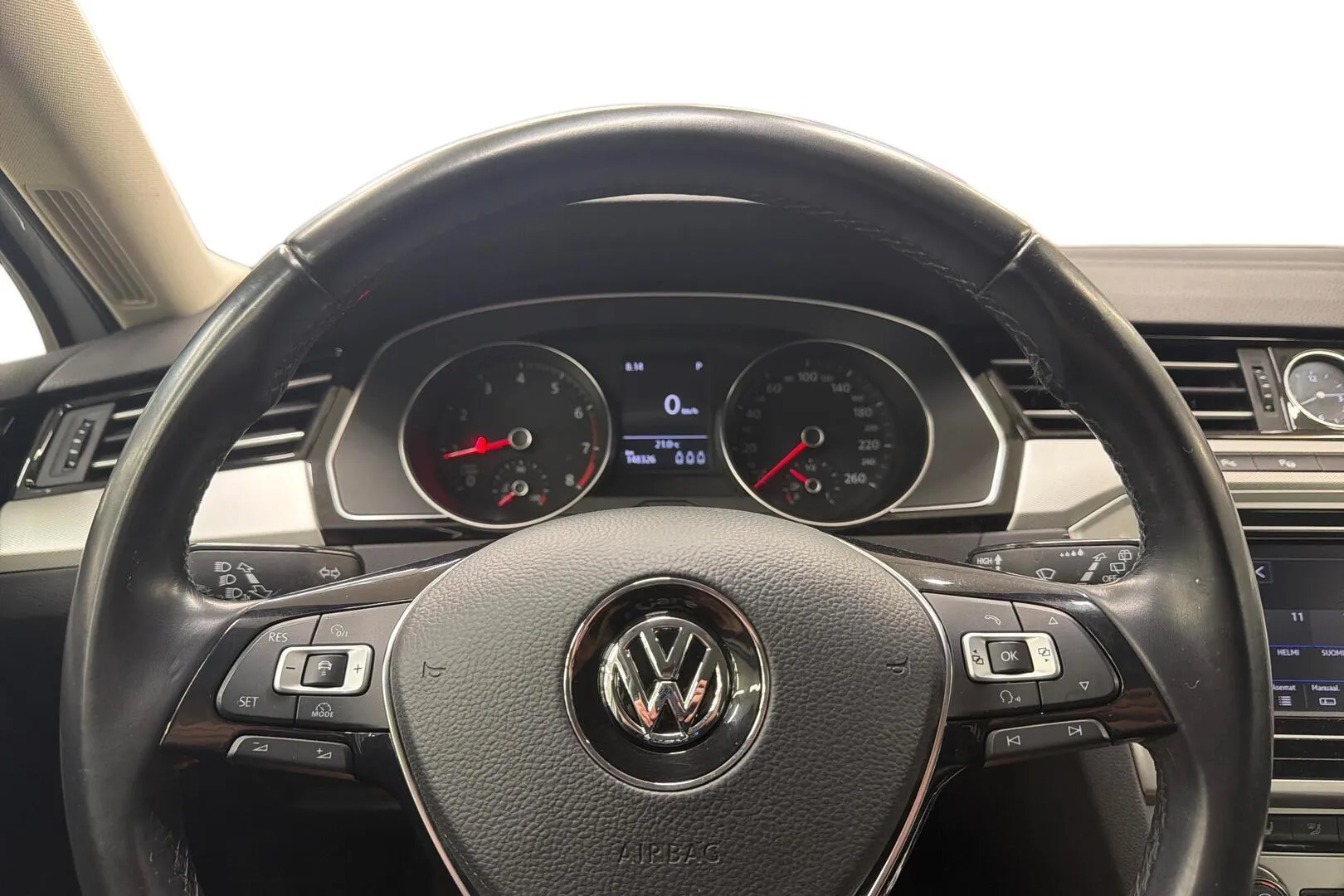 Volkswagen Passat EPM-188 carousel image