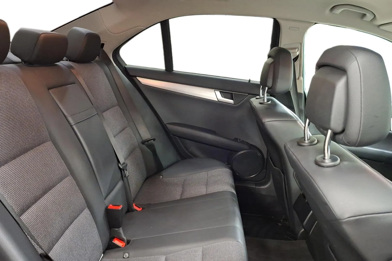 Mercedes-Benz C TYS-458 carousel image