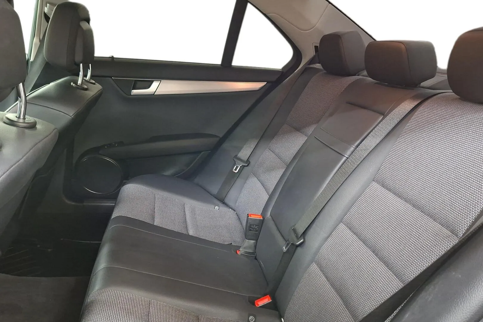 Mercedes-Benz C TYS-458 carousel image