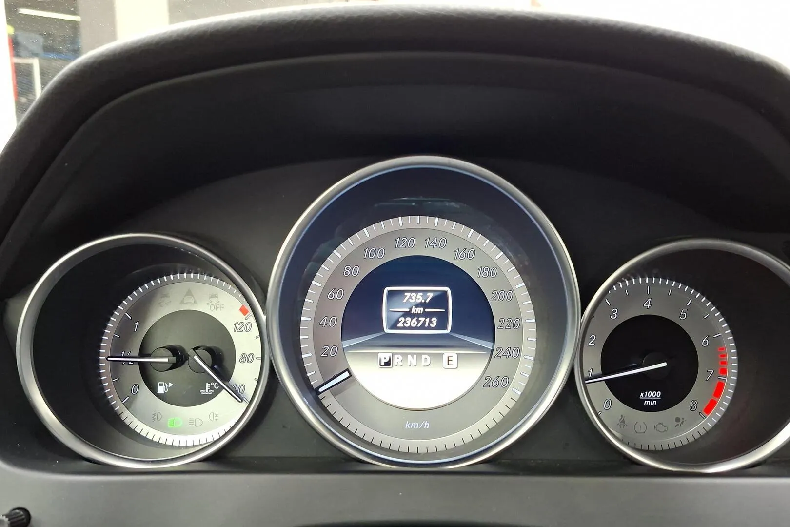 Mercedes-Benz C TYS-458 carousel image