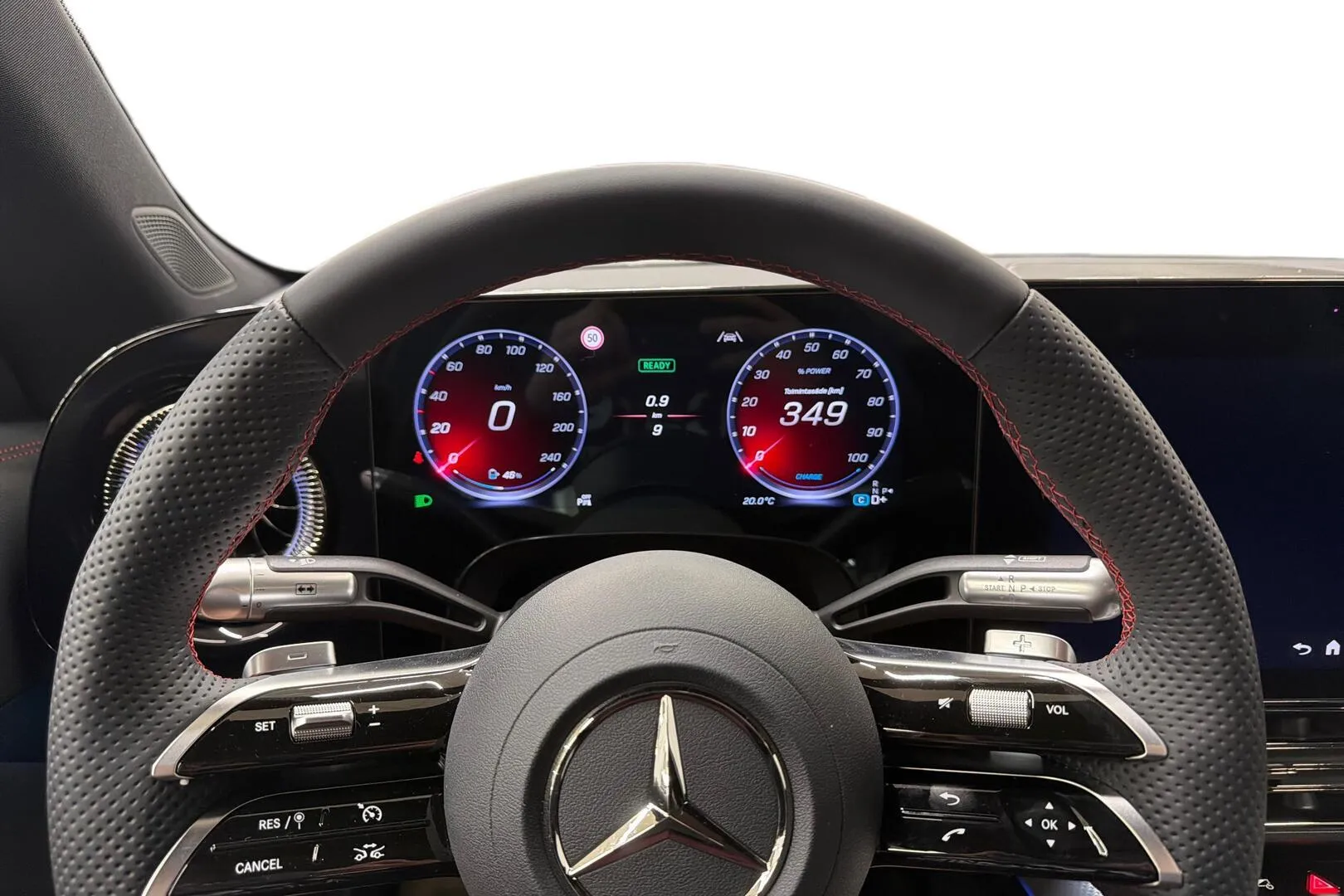 Mercedes-Benz CLA JOO-665 carousel image