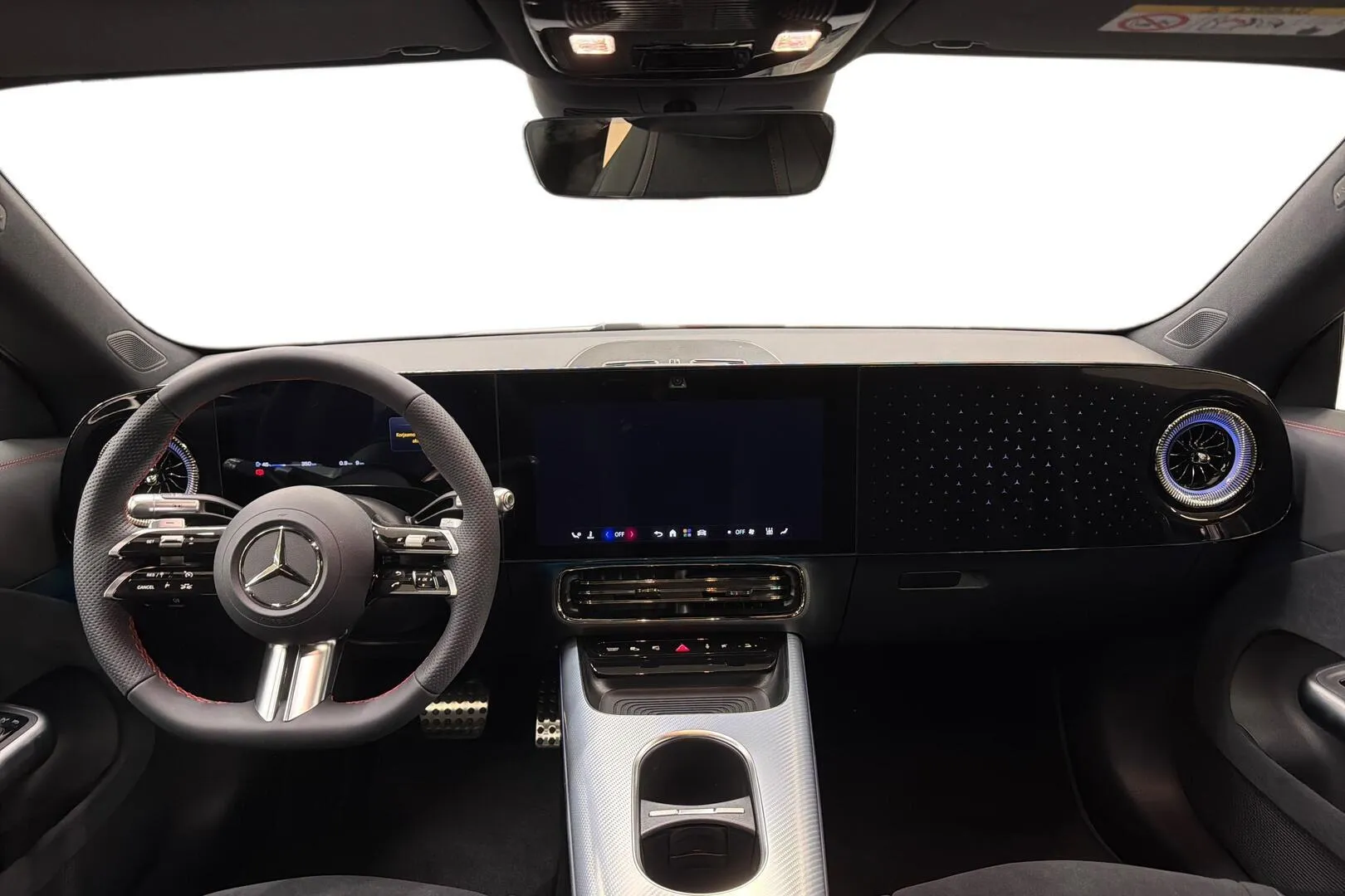 Mercedes-Benz CLA JOO-665 carousel image