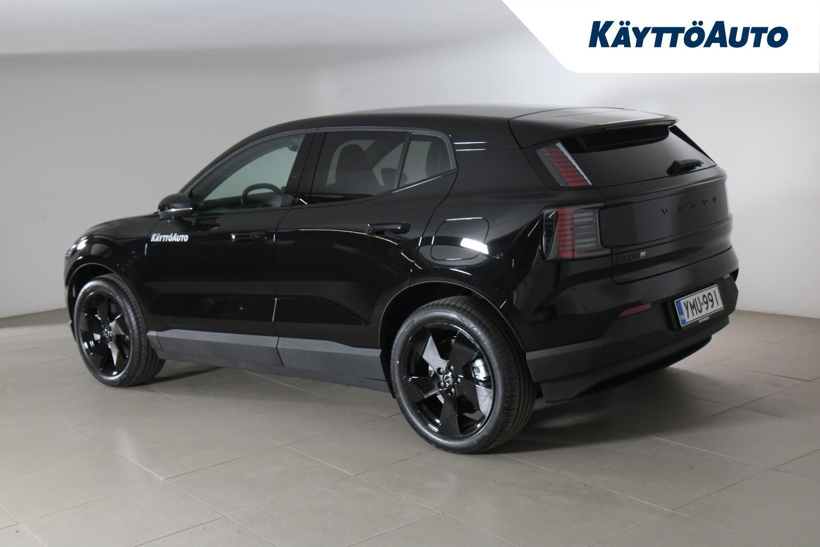 Volvo EX30 P8 AWD Plus Black Edition 2027, photo 3/19