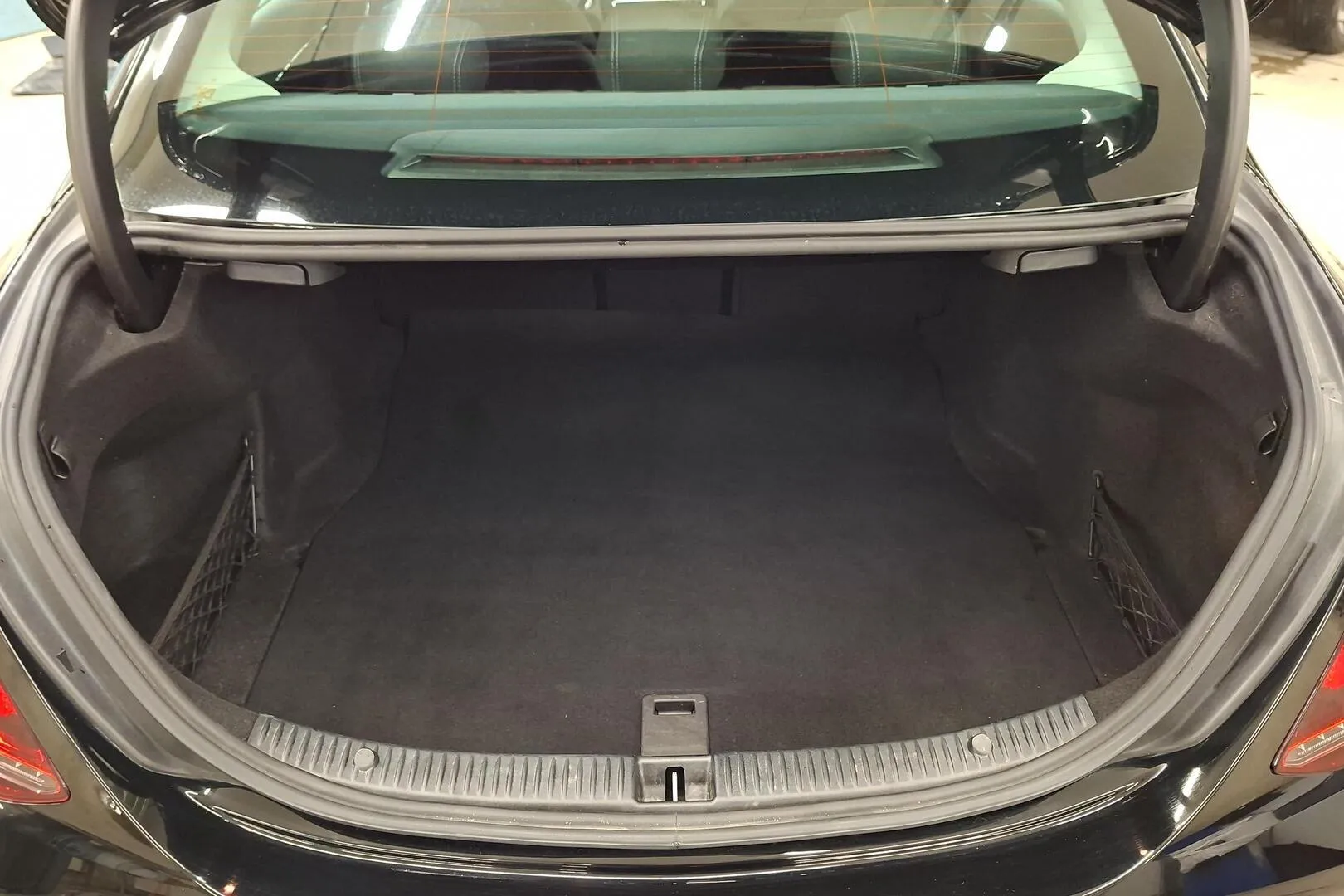 Mercedes-Benz C NLL-626 carousel image