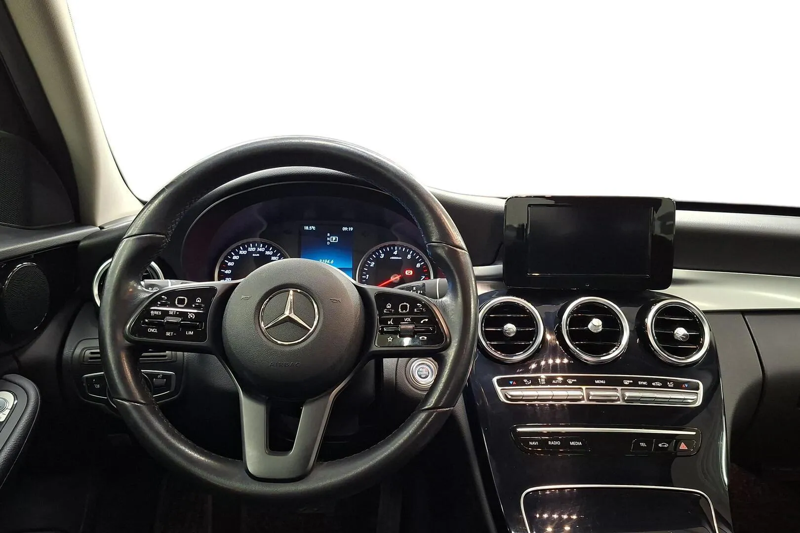 Mercedes-Benz C NLL-626 carousel image