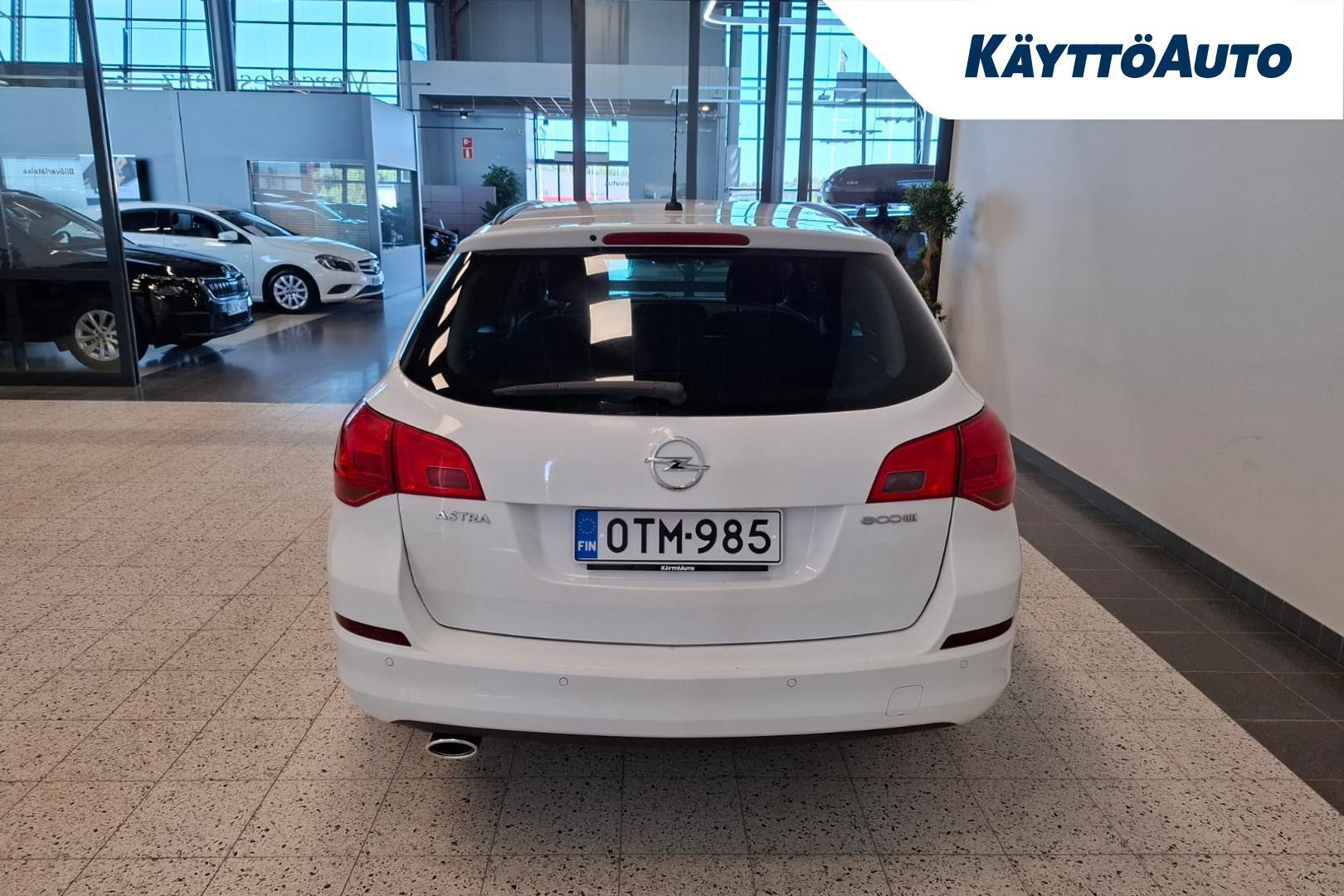 Opel Astra 2012, kuva 5/21