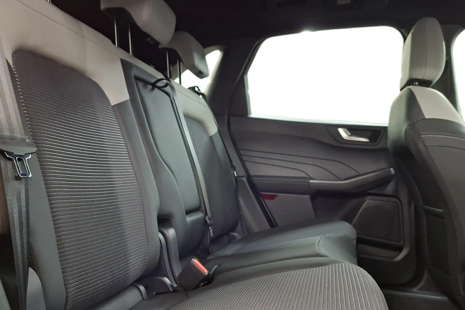 Ford Kuga YMR-855 carousel image