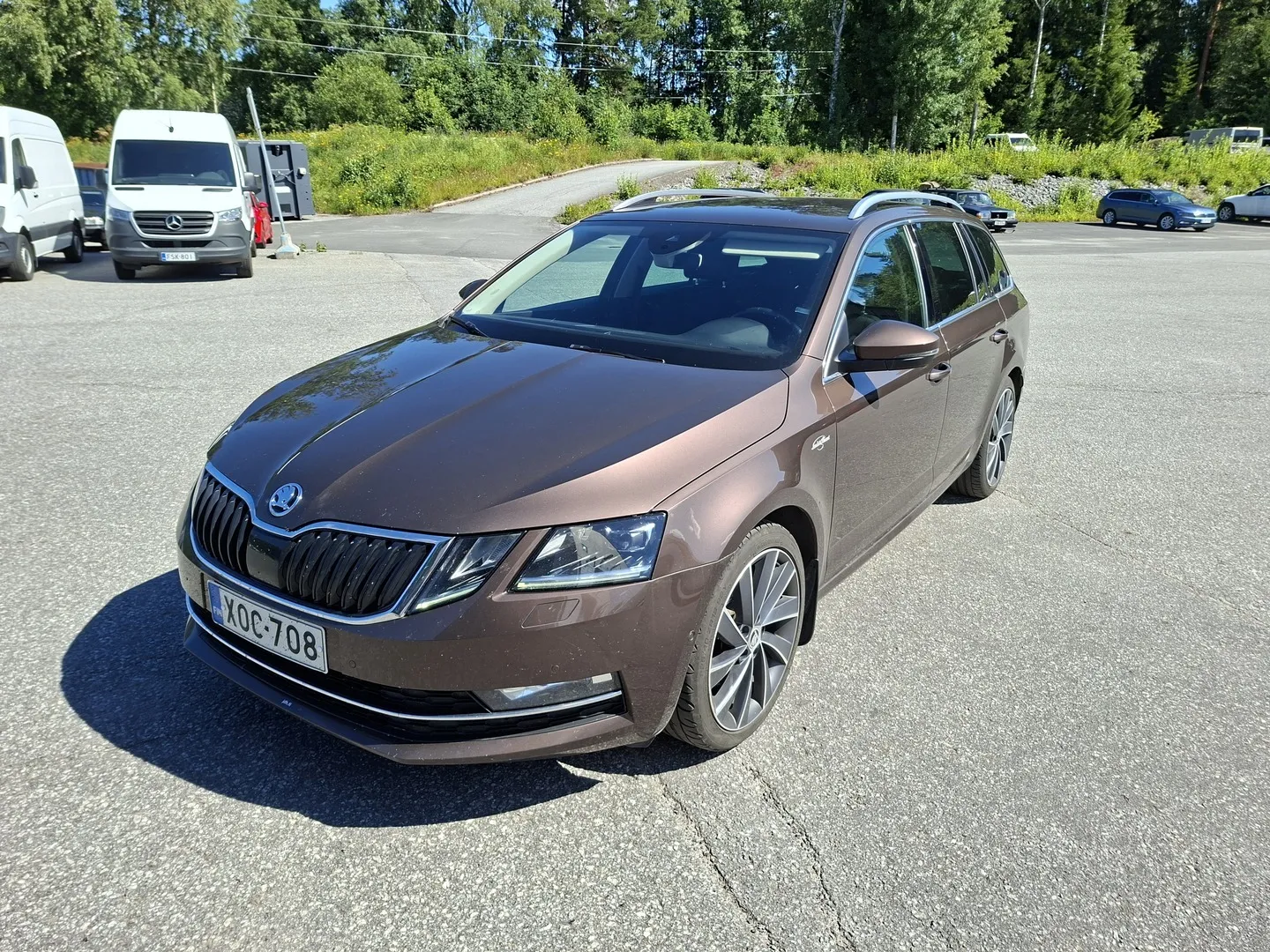 Skoda Octavia XOC-708 carousel image