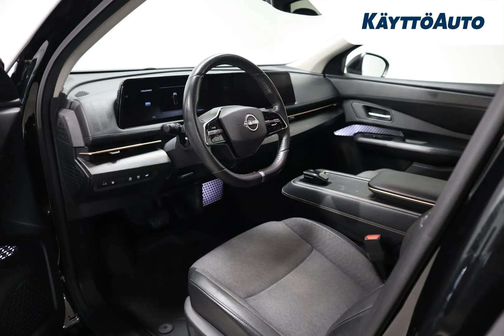 Nissan Ariya NNF-468 carousel image
