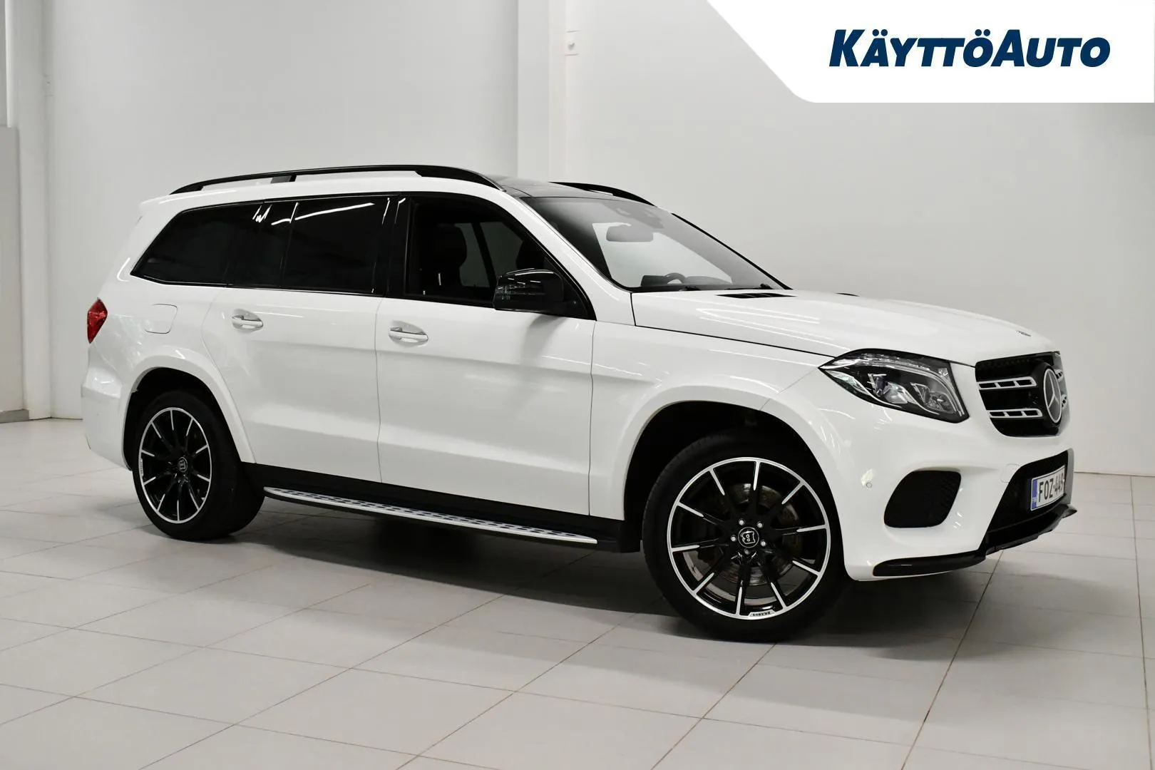Mercedes-Benz GLS FOZ-449 carousel image