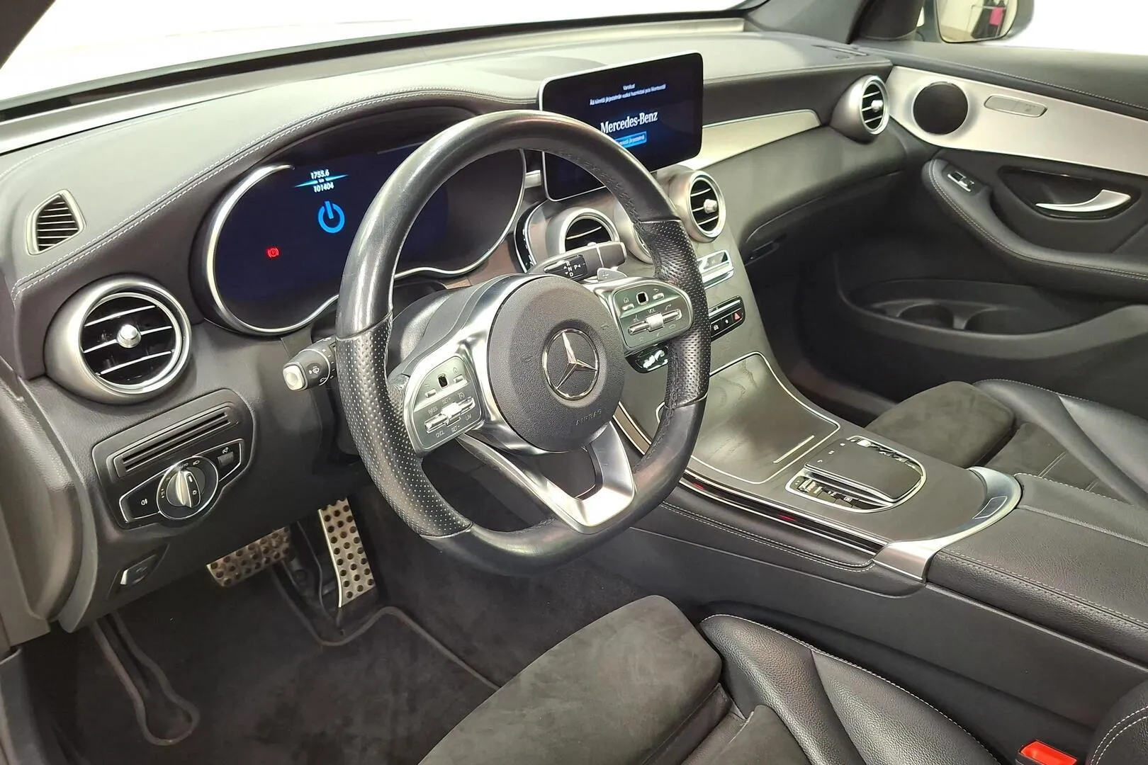 Mercedes-Benz GLC RVV-747 carousel image