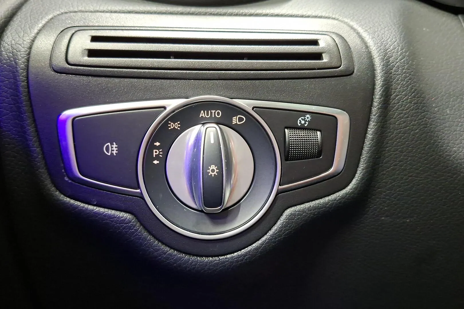 Mercedes-Benz GLC RVV-747 carousel image