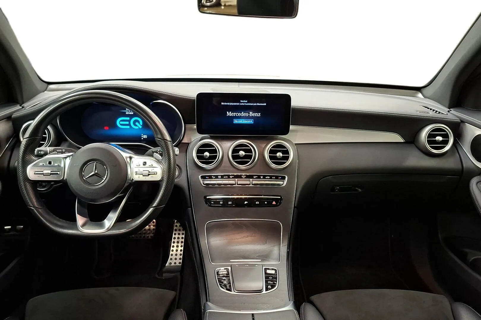 Mercedes-Benz GLC RVV-747 carousel image
