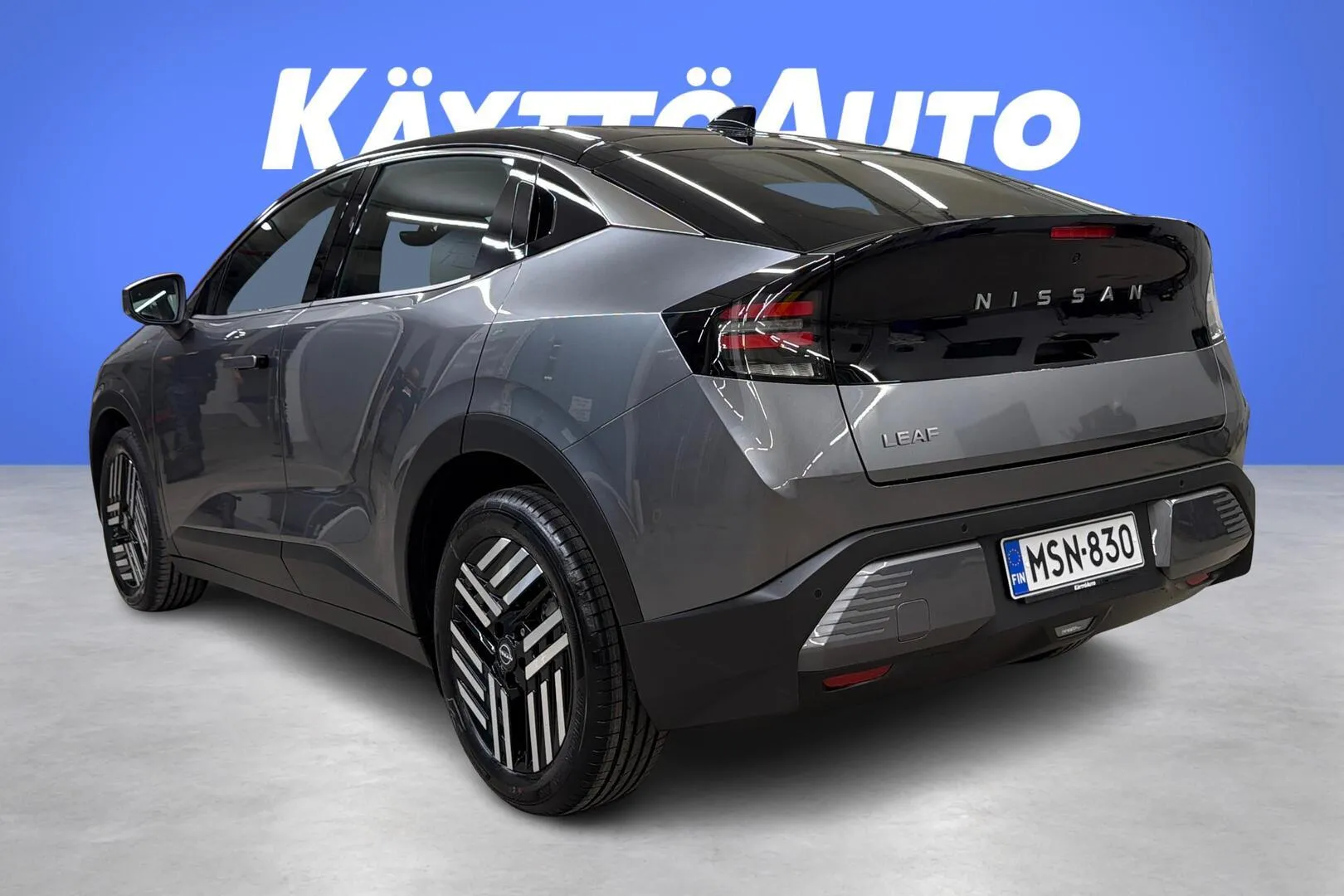 Nissan Leaf MSN-830 carousel image