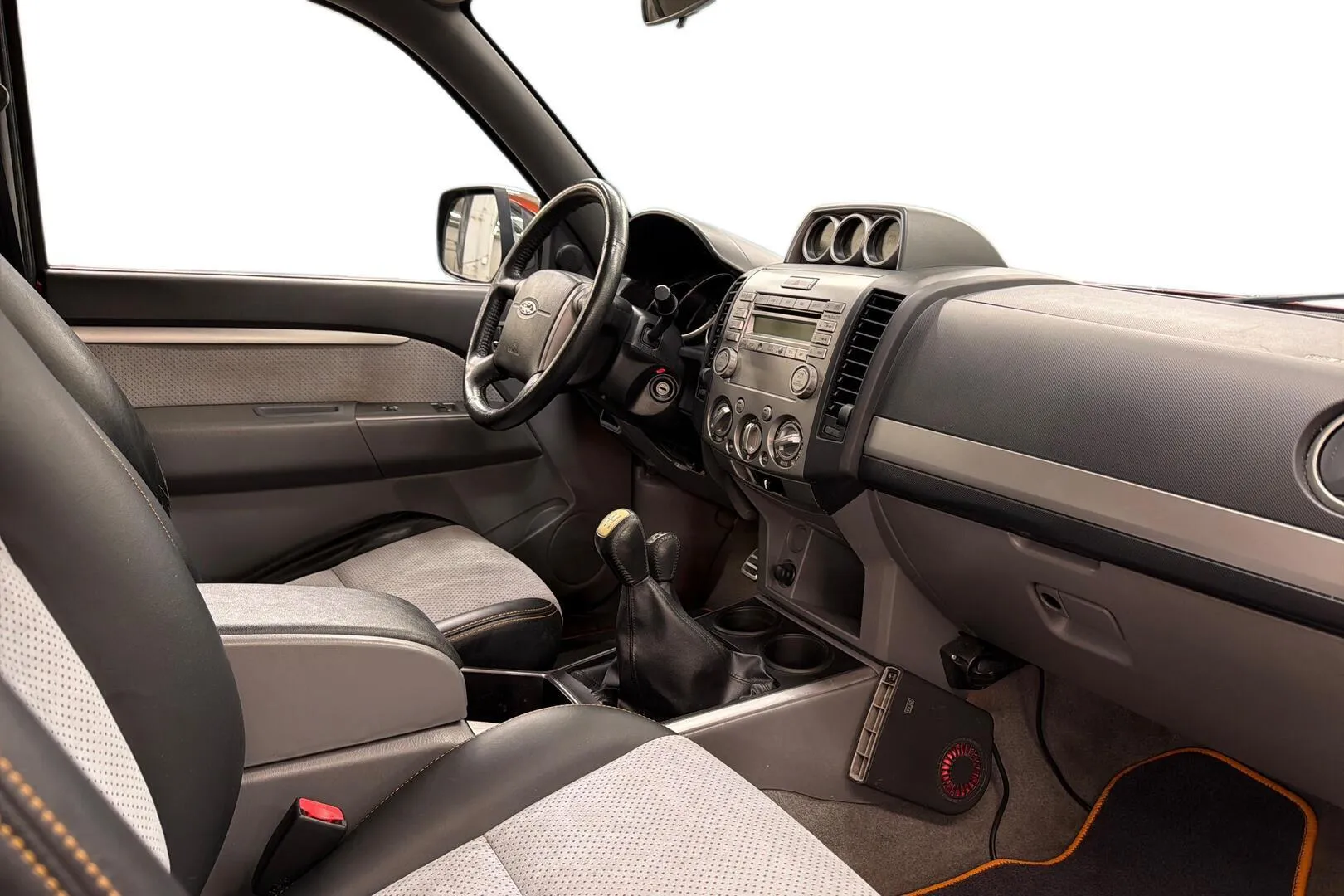 Ford Ranger GJY-427 carousel image
