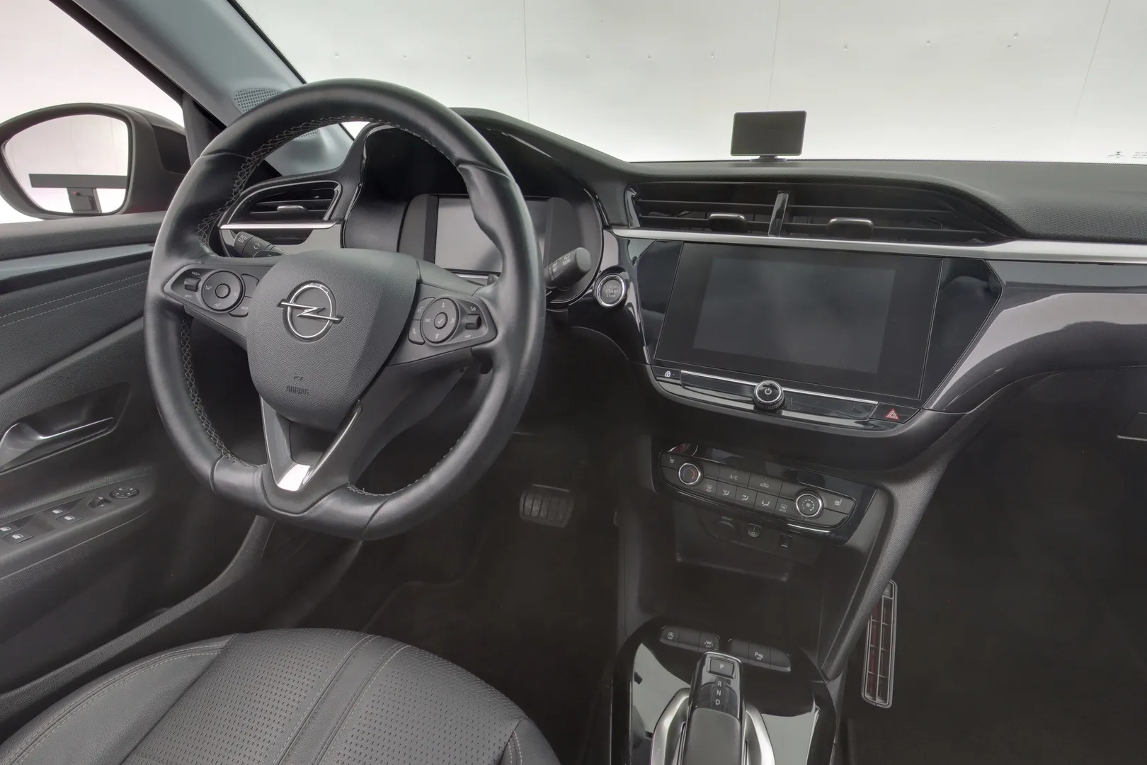 Opel Corsa JLV-694 carousel image