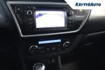Toyota Auris YVX-542 carousel thumbs