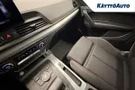 Audi Q5 NMA-662 carousel thumbs