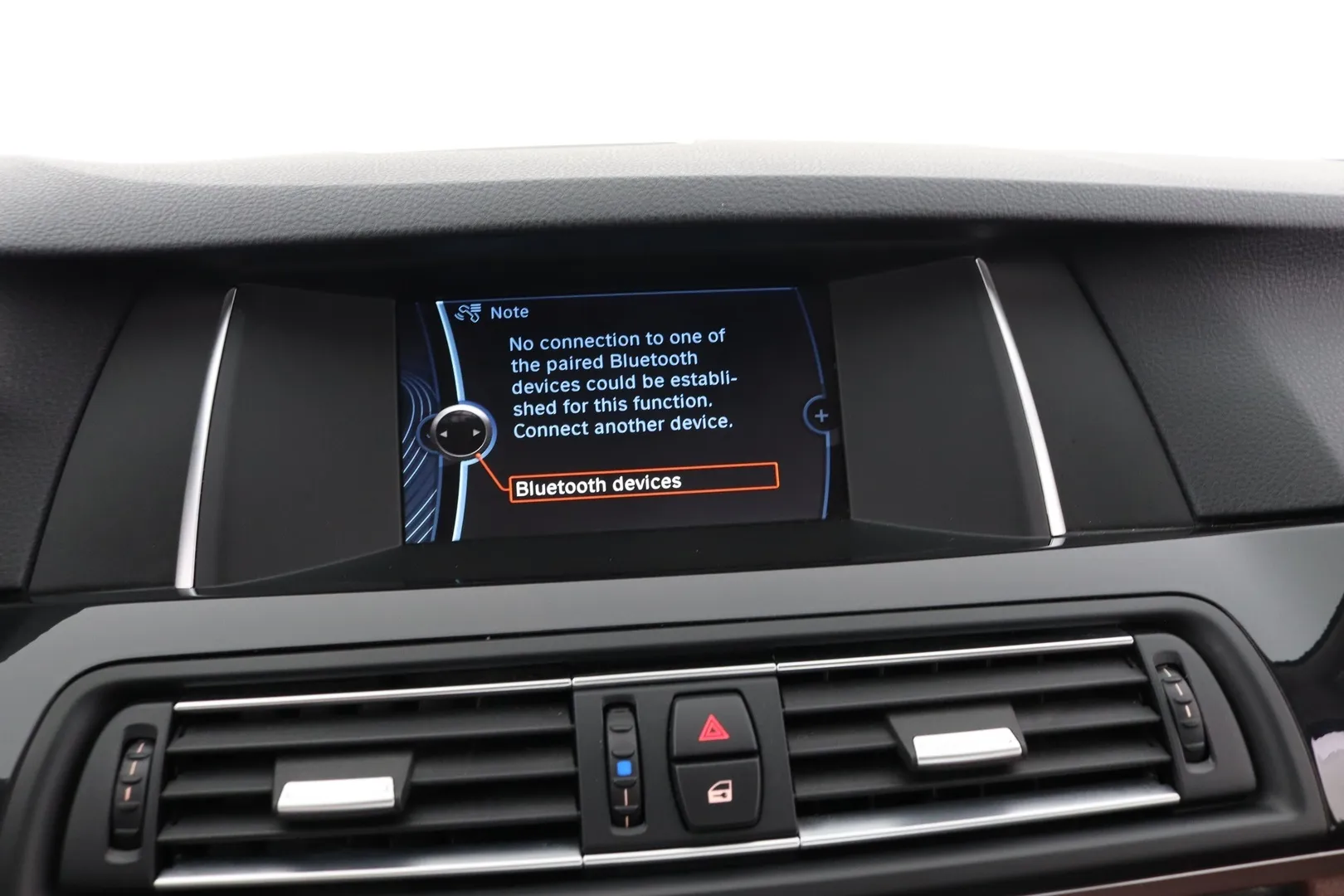 BMW 520 ILT-562 carousel image