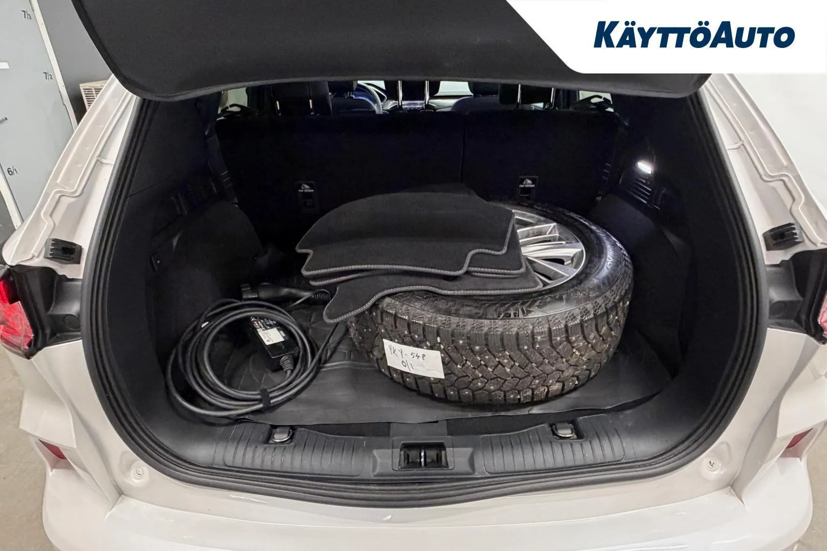 Ford Kuga YKY-548 carousel image