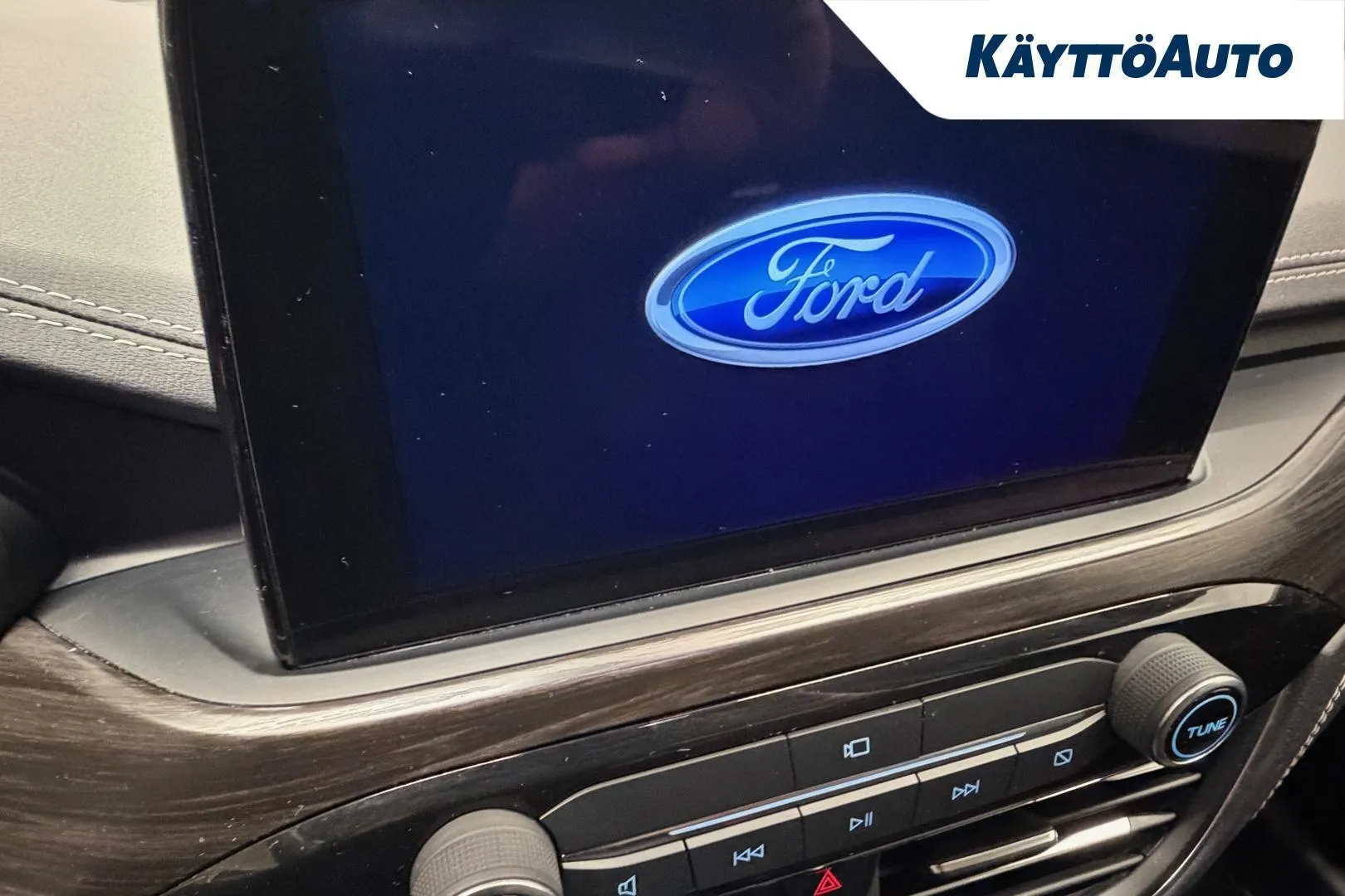 Ford Kuga YKY-548 carousel image