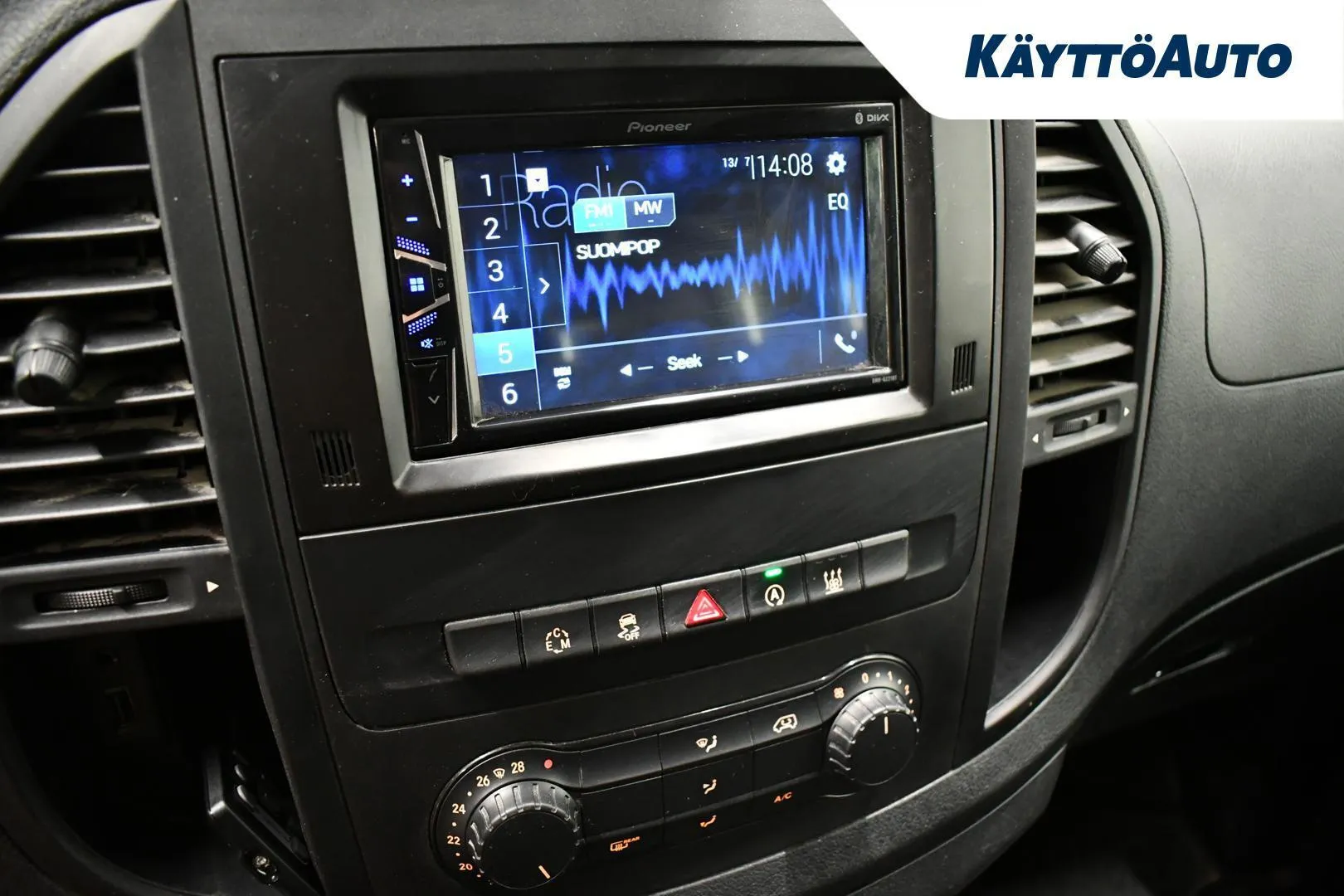 Mercedes-Benz Vito JJT-609 carousel image