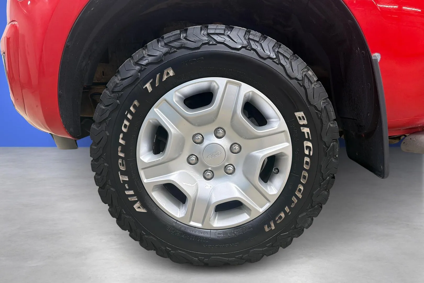 Ford Ranger YIP-194 carousel image