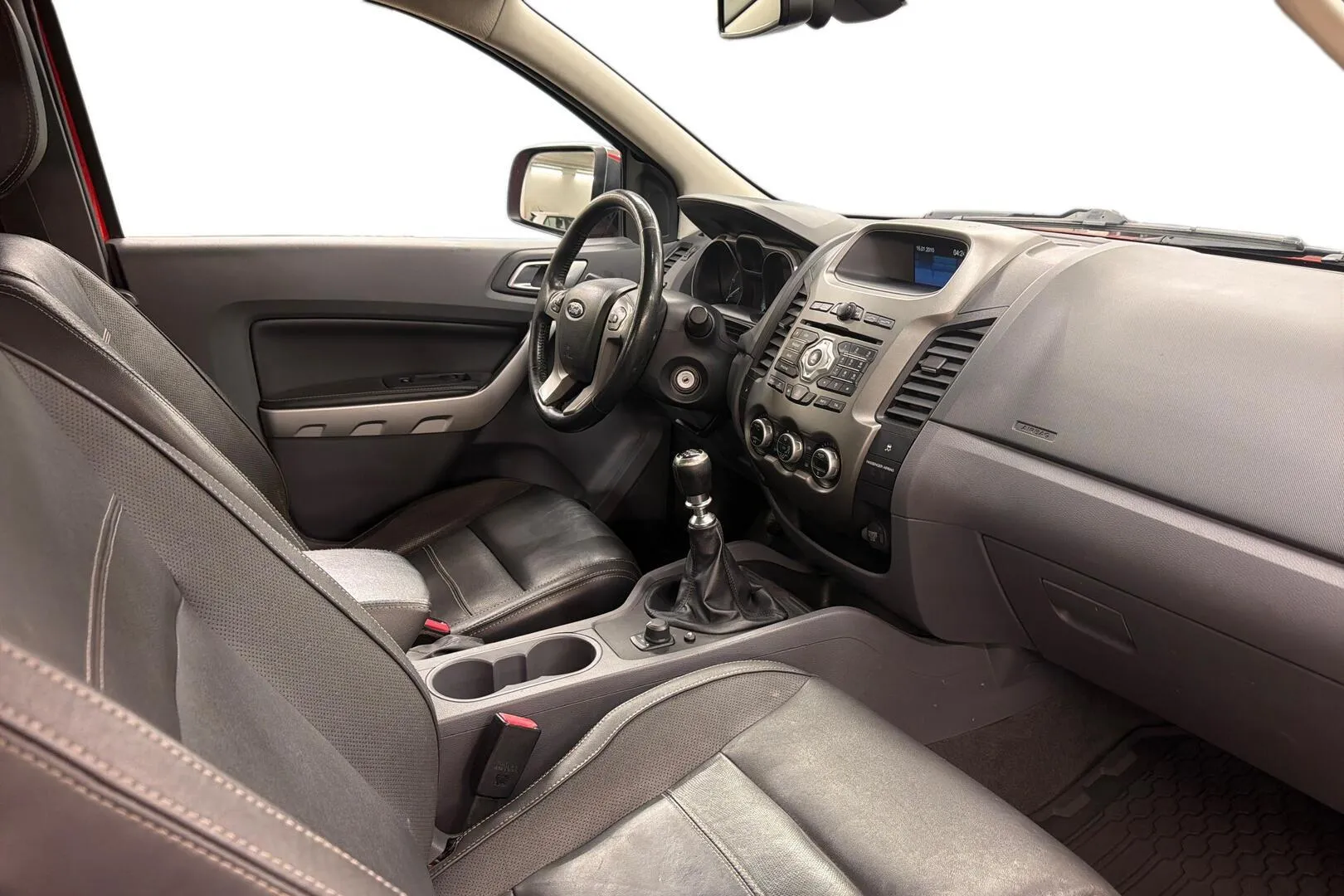 Ford Ranger YIP-194 carousel image