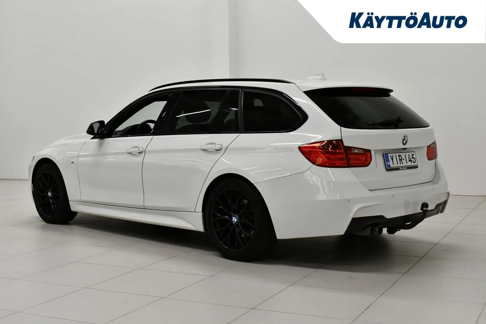 BMW 320 YIR-145 carousel image