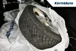 BMW 320 YIR-145 carousel thumbs
