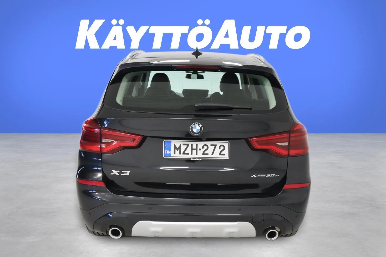 BMW X3 MZH-272 carousel image