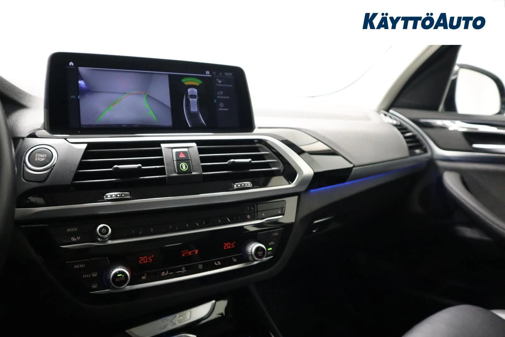 BMW X3 MZH-272 carousel image